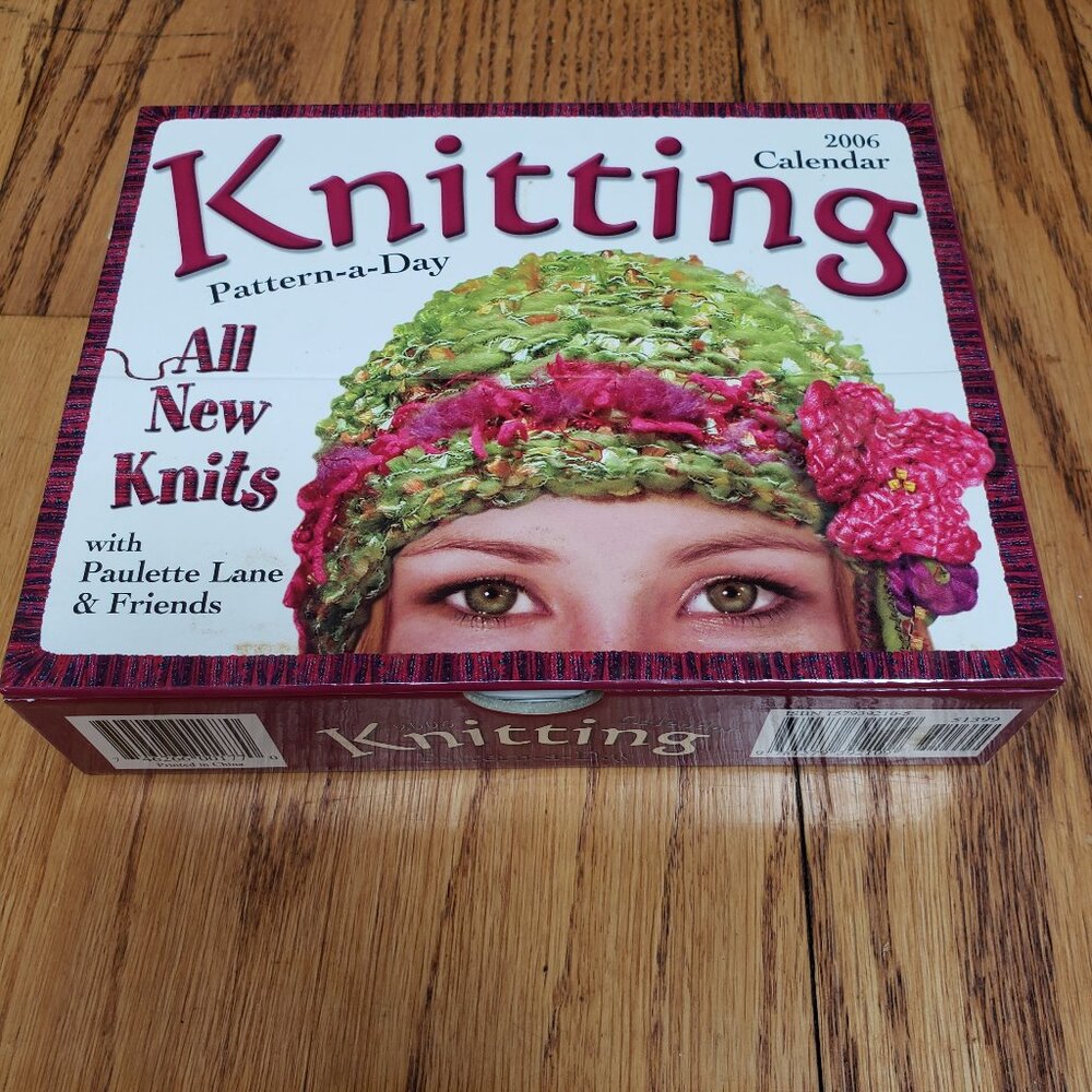 Knitting Pattern-a-Day Calendar 2006 Paulette Lane Craft Pattern Desk Calendar